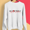 Be Yourself Sweatshirt weiß mit Slogan